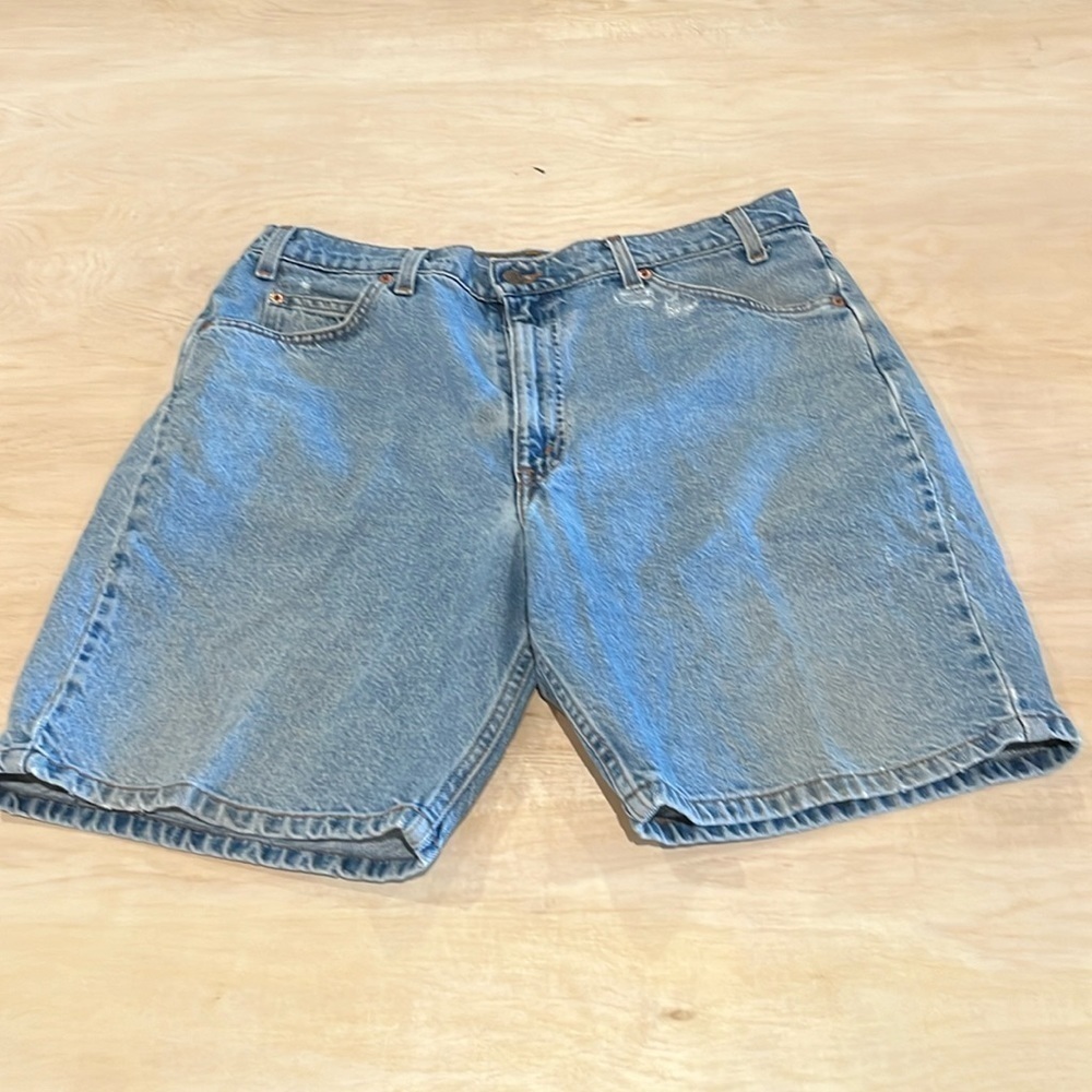 Men’s Levi 550 relaxed fit shorts, 36